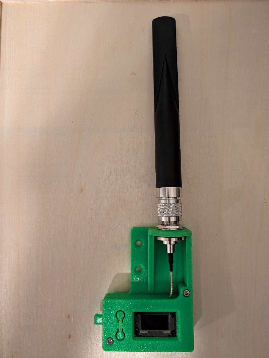 Heltec v4 Wall Mount (MeshCore/Meshtastic)